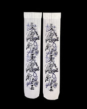 Load image into Gallery viewer, Living Socks