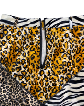 画像をギャラリービューアに読み込む, Tribe Skirt
