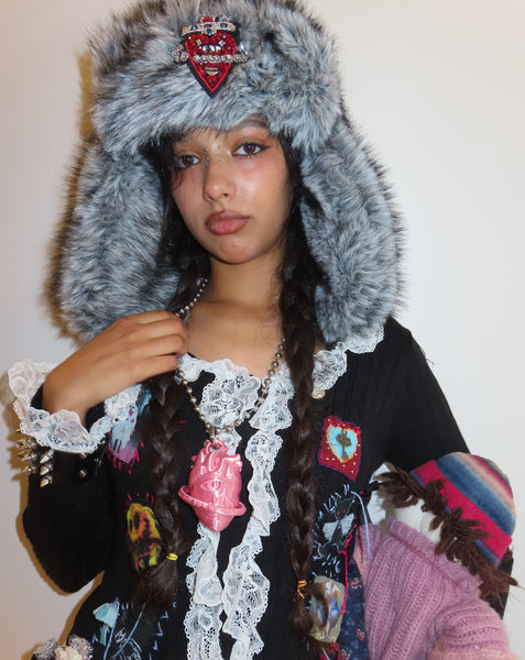 QUEEN  PYLON HAT-Wind