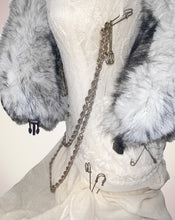 画像をギャラリービューアに読み込む, QUEEN  PYLON HAT-Wind
