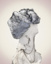 画像をギャラリービューアに読み込む, QUEEN  PYLON HAT-Wind
