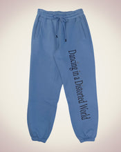 画像をギャラリービューアに読み込む, Dancing Pants-sky
