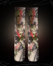 Load image into Gallery viewer, TEKITO-★ 命を大切にSOCKS
