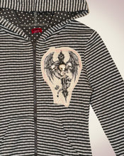 画像をギャラリービューアに読み込む, 反抗の勇者Hoodie Deep
